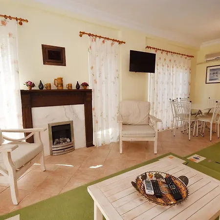 Villa Nail Ovacik *